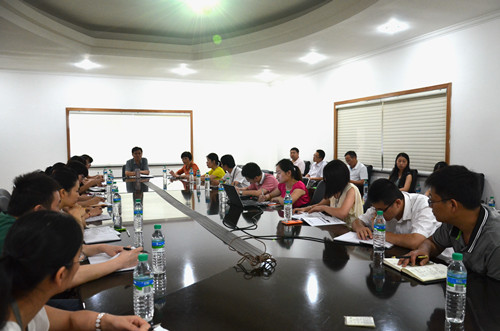 仁和干校第十二期學(xué)員座談會(huì) (1)_副本.jpg